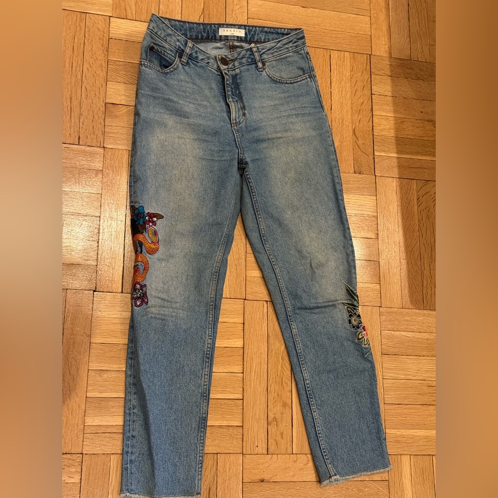 FINAL CHANCE Sandro Light Blue Mid Rise Jeans with Embroidery